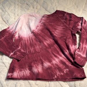 Women's Tie-Dye Sweatshirt